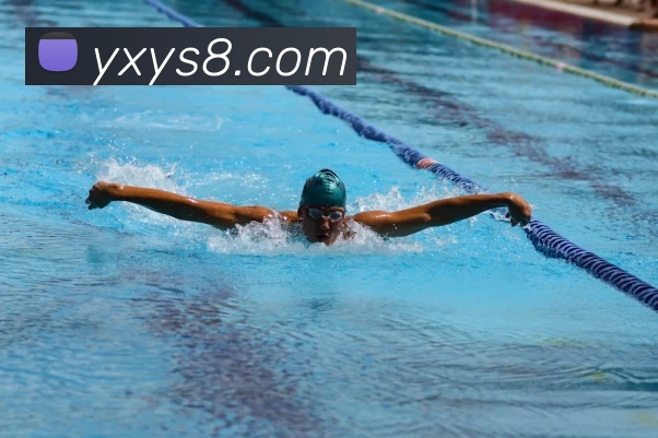 实况足球网易版更新赛季活动 上线新球员与奖励引发玩家关注